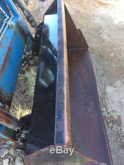 1988 Ford New Holland Model 770A Loader/Bucket-withHydraulic Cylinders/Lines/Hoses
