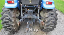2000 NEW HOLLAND TC29 4X4 COMPACT UTILITY TRACTOR With LOADER 29 HP DIESEL HYDRO
