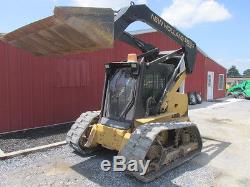 2000 New Holland LX885 Tracked Skid Steer Loader with Cab! Coming In Soon