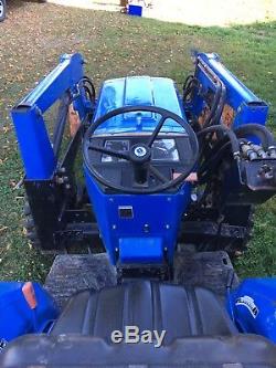 2003 New Holland Tc30 4x4 Diesel Loader Tractor