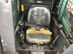 2004 New Holland LS170 Skid Steer Loader with Cab & Heat
