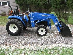 2004 New Holland TC33D 4x4 Tractor and Loader, Hydro Trans, Diesel, Low Hours