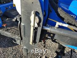 2011 New Holland Boomer 35 4WD with Loader