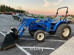 2012 NEW HOLLAND T1510 COMPACT TRACTOR With LOADER 30 HP GEAR DRIVE 4X4 1133 HRS