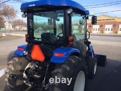 2013 NEW HOLLAND BOOMER 3045 COMPACT TRACTOR WITH CAB AND LOADER, 4WD, Stk#32212
