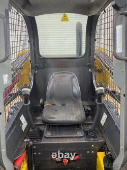 2013 New Holland L213 Orops Wheeled Skid Steer Loader