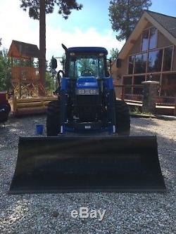 2013 New Holland TS6.110 Tractor 4WD Enclosed Cab with 835TL Loader