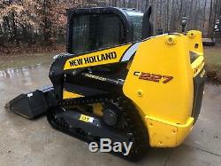 2018 New Holland C227 Compact Track Loader withCab, A/C Heat, Stereo ONLY 31 HRS