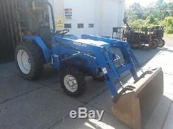 4WD New Holland TC30 Loader Tractor 4x4 ie T1510 T1520
