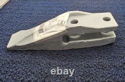 CNH LDR6100122 New Holland Loader Tooth Bucket