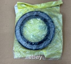 Case New Holland Industrial 8603681 Seal Heavy Equipment Loader CNH