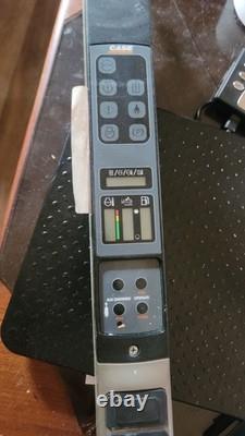 NEW HOLLAND Case Tr340 Skid FORKLIFT 586H USED INSTRUMENT CLUSTER P#47558635