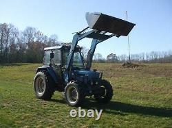 New Holland 5030 Farm Tractor with Loader