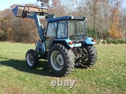 New Holland 5030 Farm Tractor with Loader