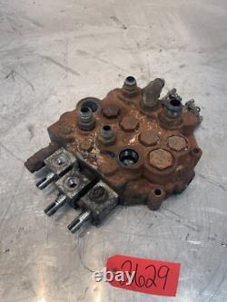 New Holland L185 Skidsteer Loader Hydraulic Control Valve