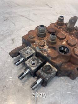 New Holland L185 Skidsteer Loader Hydraulic Control Valve