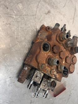 New Holland L185 Skidsteer Loader Hydraulic Control Valve