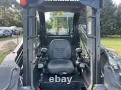 New Holland L225 Skid Steer Loader