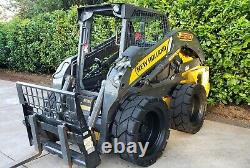 New Holland L230 skid steer bobcat skidsteer loader