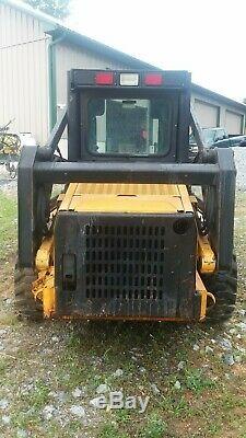 New Holland LX665 Skid Steer Loader with Heated Cab
