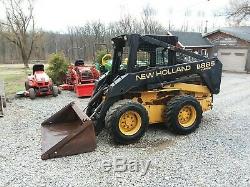 New Holland Lx885 Skid Steer Loader With Bucket