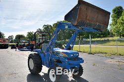 New Holland T1510 Tractor, 4x4, R4 Tires, 261 Hrs, Frt End Loader! Nice