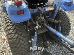 New Holland TC18 Compact Farm Tractor With Front End Loader & 3pt PTO Diesel