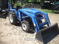 New Holland TC30 4x4 Loader Backhoe Compact Tractor