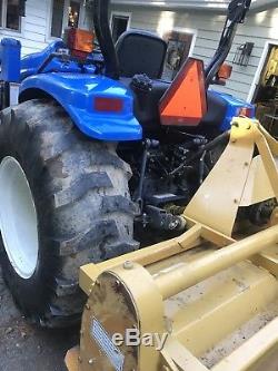New Holland TC45D Deluxe Tractor, 45 HP, 4x4, Hydro, 423 Hrs, Loader & Backhoe