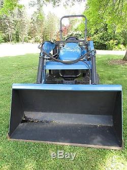 New Holland Tc33d Tractor Diesel 33 HP Hydrostatic 3 Speed Trans 60 Loader