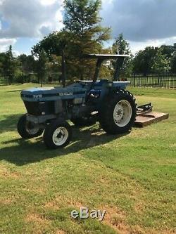 New Holland Tractor 3010, 55HP, with front end loader