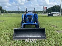 New Holland Workmaster 33 Tractor Loader