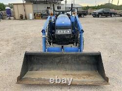 New Holland Workmaster 40 Tractor With Loader