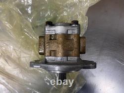New OEM New Holland Standard Flow Hydraulic Pump for Skid Steer Loaders 47647512