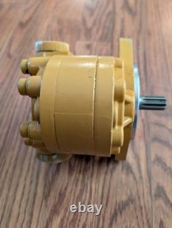 New Oem CNH 86528340 Hydraulic Pump NEW HOLLAND LX665, John Deere 7775