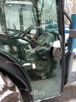 New holland tn65s tractor 4x4 with loader