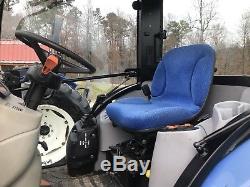 NewHolland 3050 Boomer Tractor. Cab. Air. Heat. 4x4. With Loader. Only 350 Hours