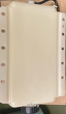 OEM Case New Holland Fluid Reservoir &Pumps Wheel Loader Part # 371185A1